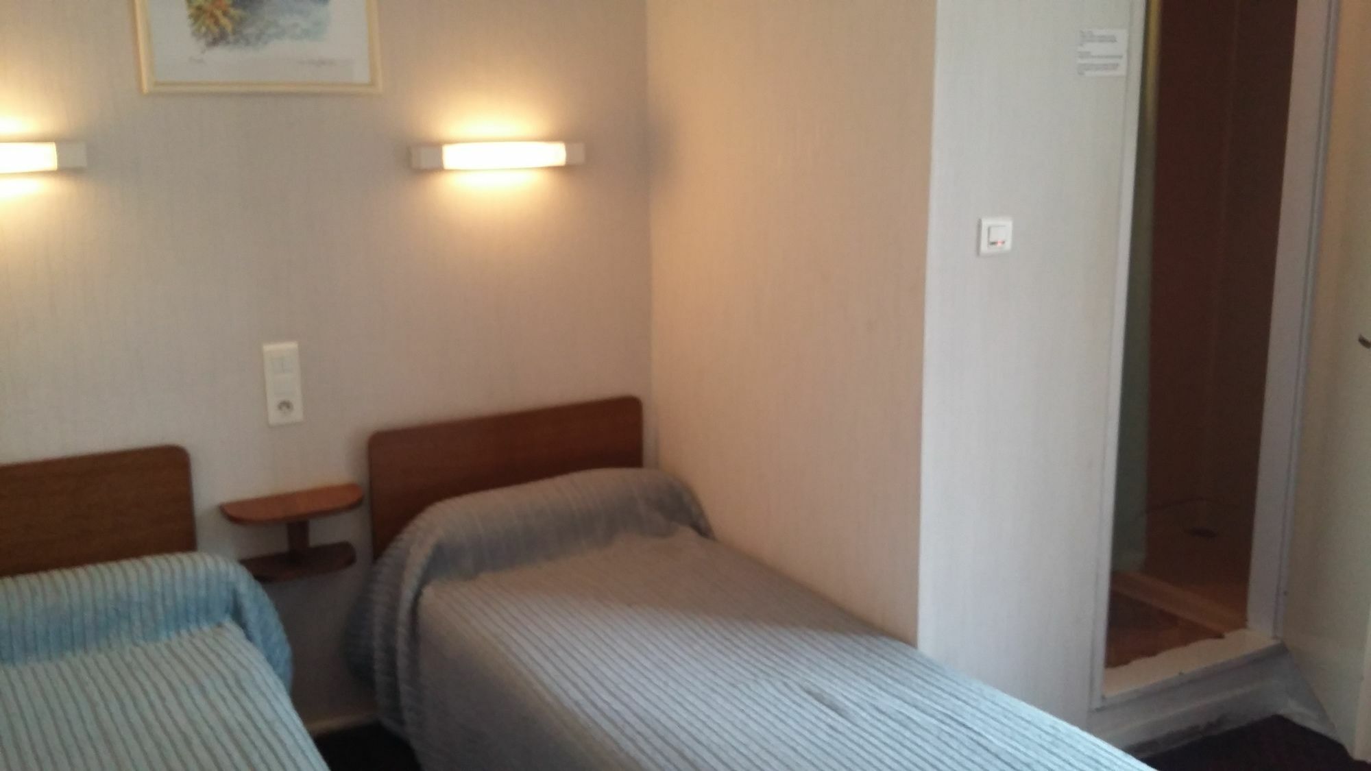 Hotel Du Viscos ลูร์ด ภายนอก รูปภาพ