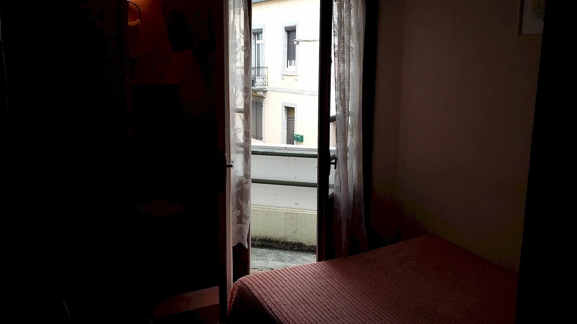 Hotel Du Viscos ลูร์ด ภายนอก รูปภาพ